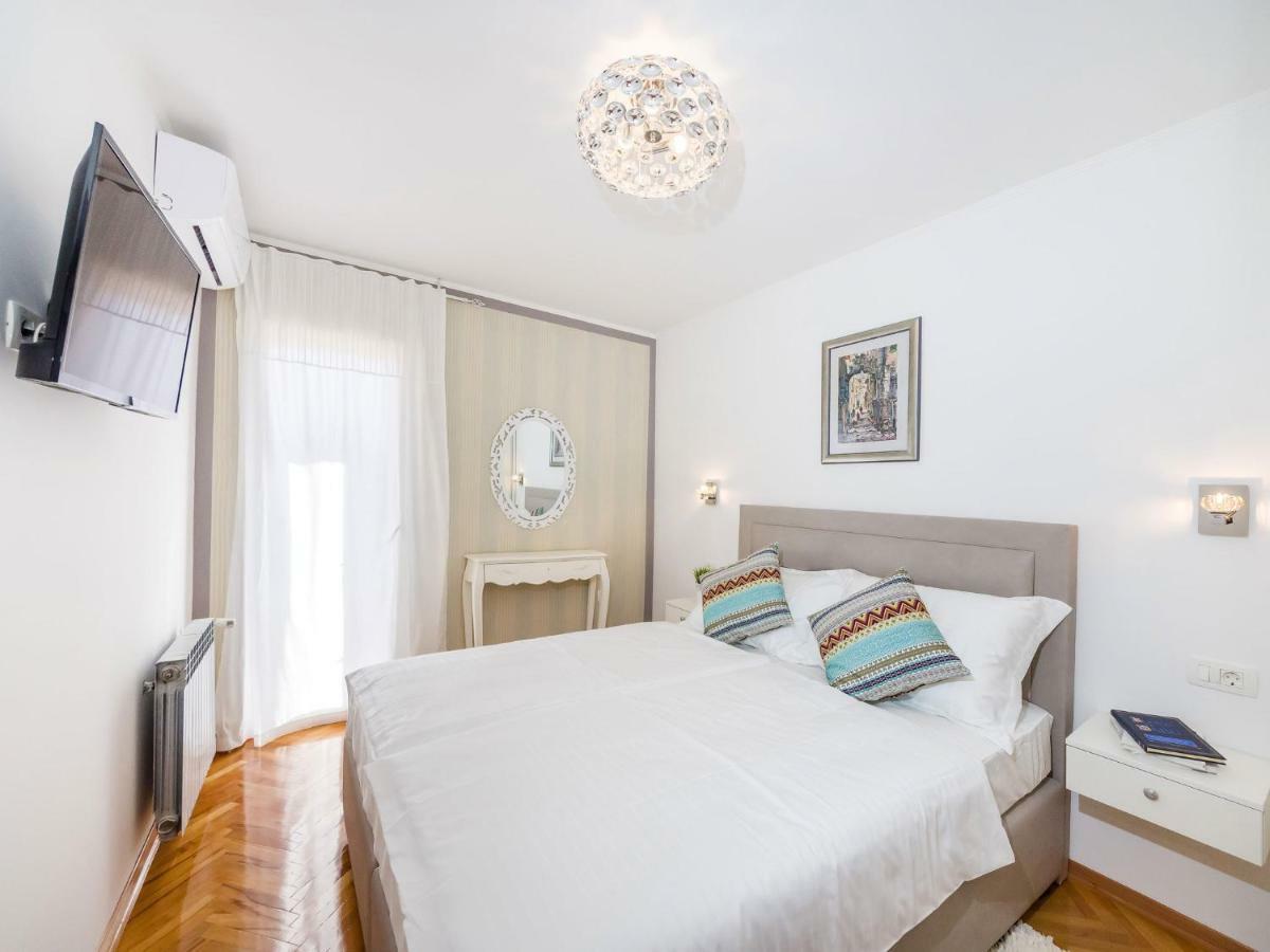 Navis Luxury Villa Vodice Exterior foto